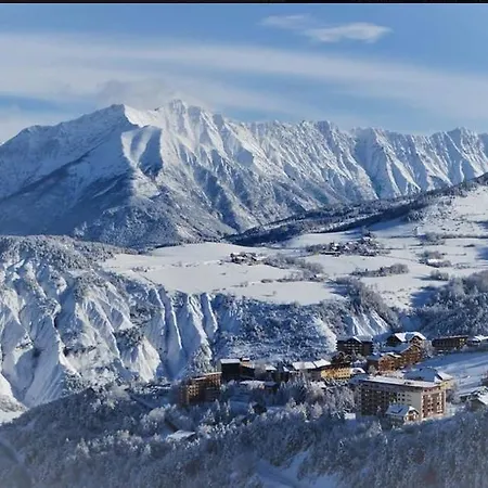 Le Clos Du Berger Dağ evi