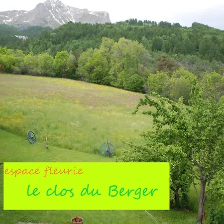 Le Clos Du Berger Chalet Le Sauze